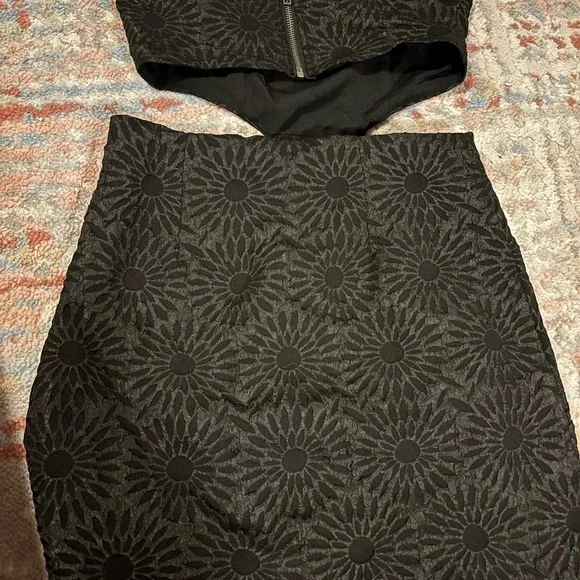 Princess Polly Naomi cut out mini dress -size 4 never worn homecoming dr… - Picture 4 of 4